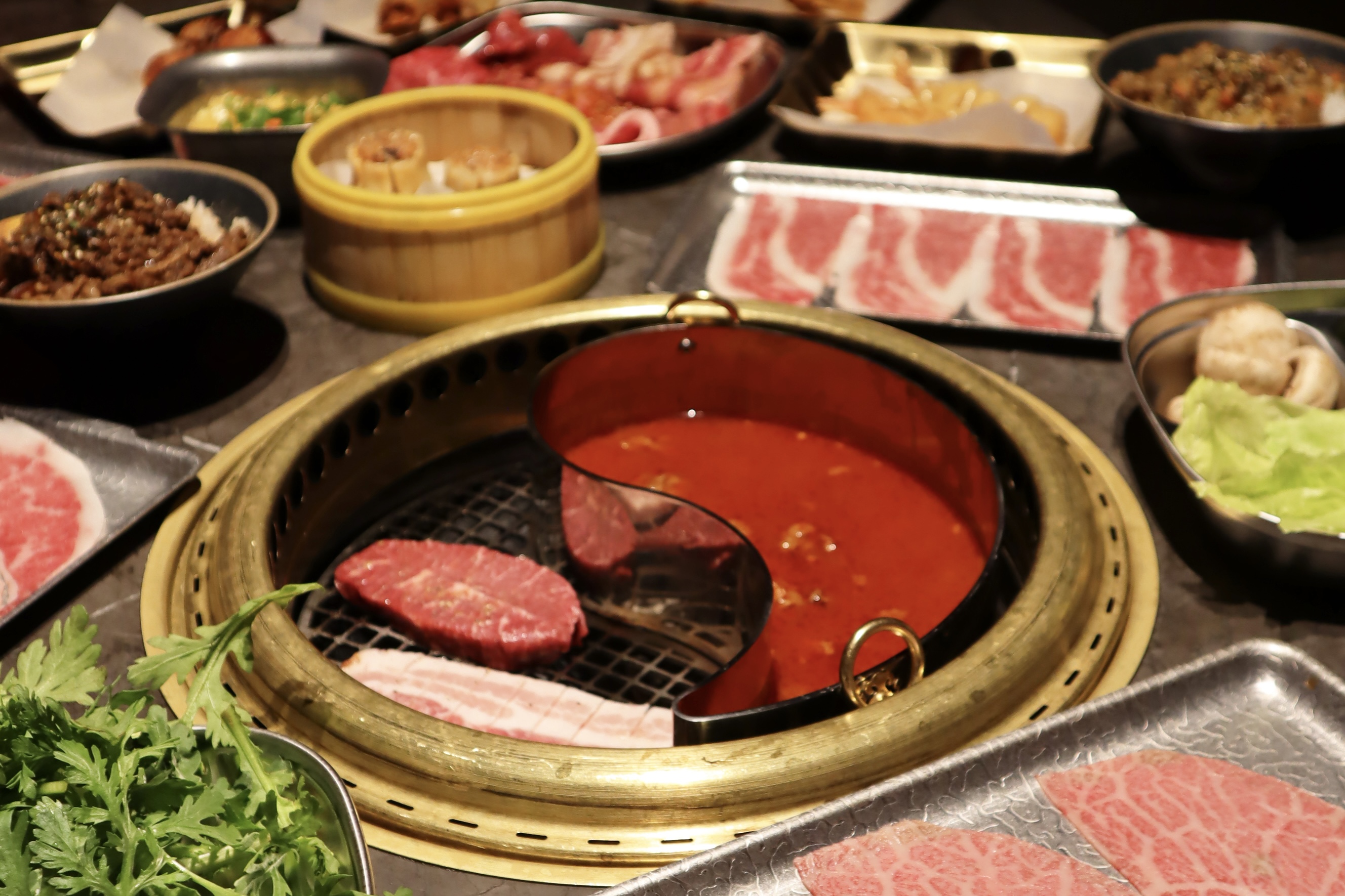 Chubby Group | VEGAS DINING NEWS: Woe Nellie’s, OG Lotus of Siam to Rebloom